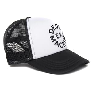 Deus Circle Logo Trucker